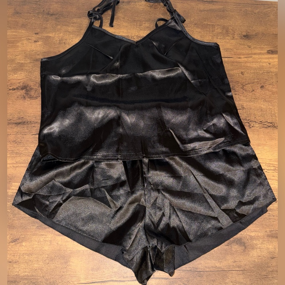 NWOT Elegant Black Satin Sleepwear Loungewear Set